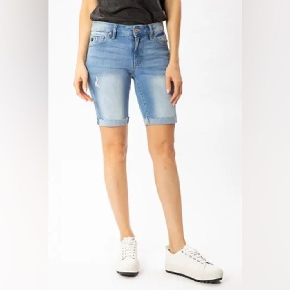 KanCan MID RISE BERMUDA SHORTS 5/26
